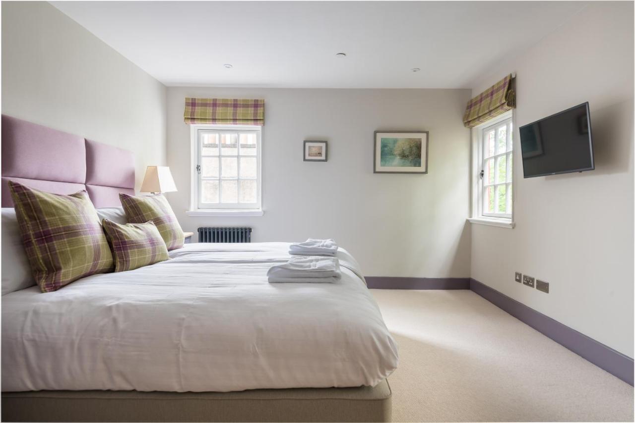 Amazing Penthouse, Stunning Views, Castle 2 Mins Apartment Edinburgh Ngoại thất bức ảnh